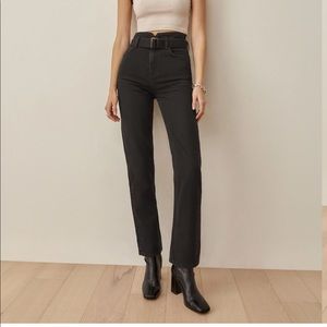Reformation Cynthia Belted High Rise Straight jeans, never worn!!